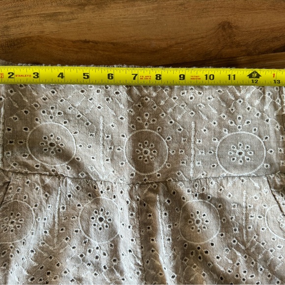 Sundance XS Bohemian Scallop Capri Crop Pant. Beige, Cream, light brown. NWOT - Picture 8 of 12